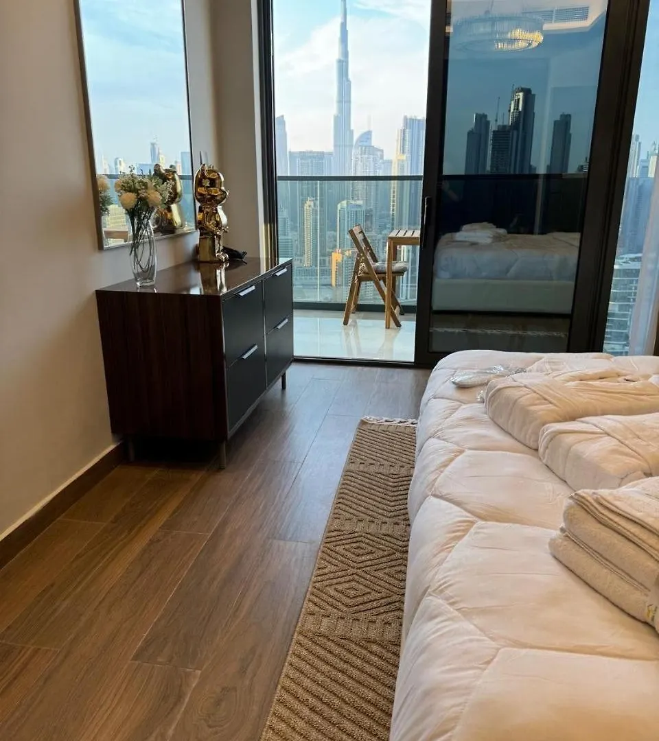 Full Burj Khalifa View 41 Floor Apartment Dubai